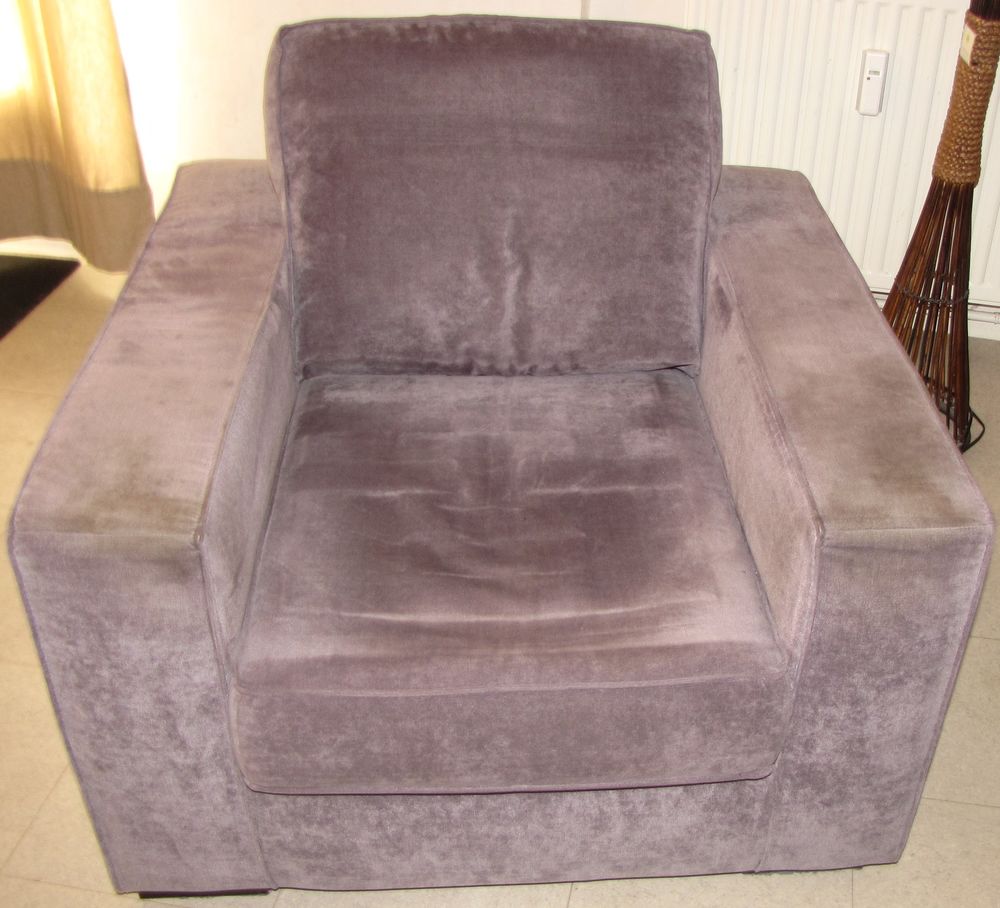 ENSEMBLE CANAPE FIXE 3 PLACES + FAUTEUIL, en velours mauve Meubles