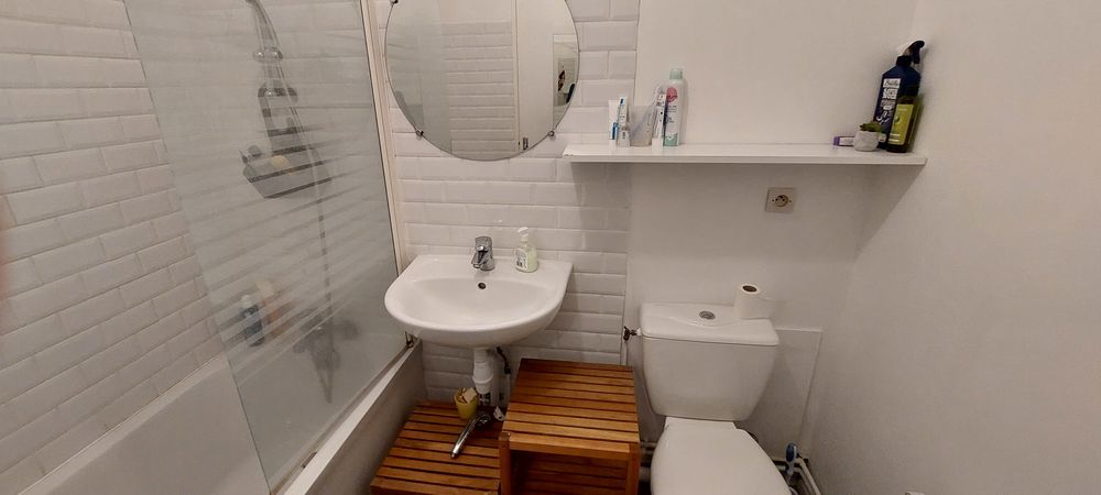Location Appartement STUDIO de 27 m² à REIMS. EN FACE DE L' HÔPITAL MAISON BLANCH Reims