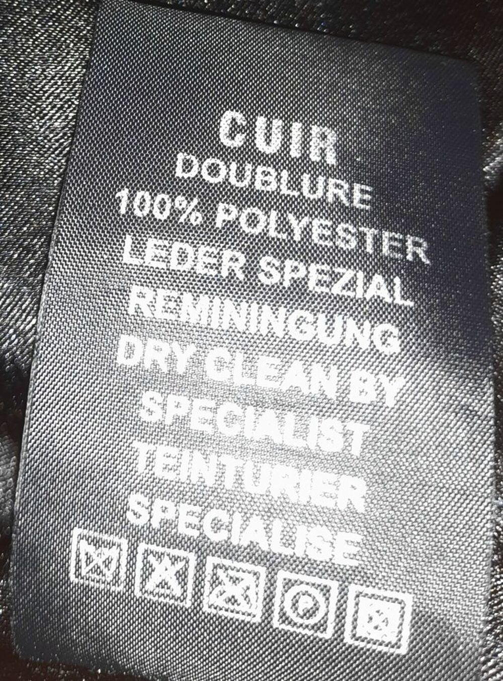 C&egrave;de veste femme Vtements