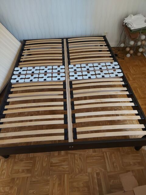 Encadrement lit sommier 140190 130 Rosny-sous-Bois (93)