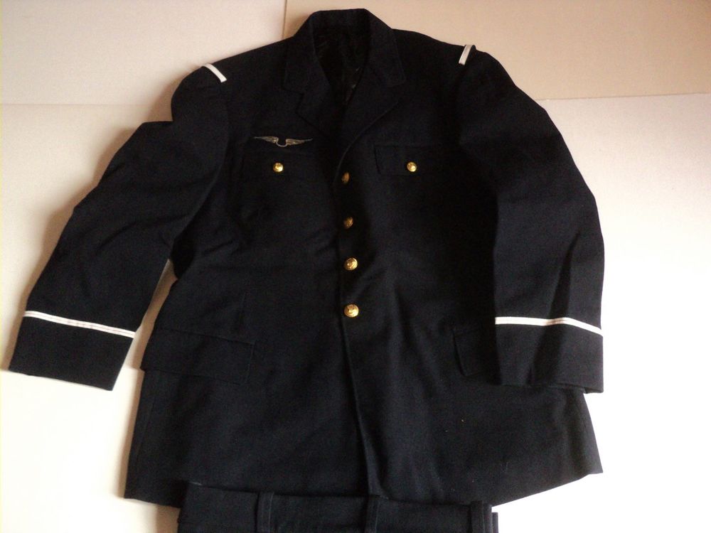 Veste Militaire Officier Adjudant Arm&eacute;e de l'air Aviation. 