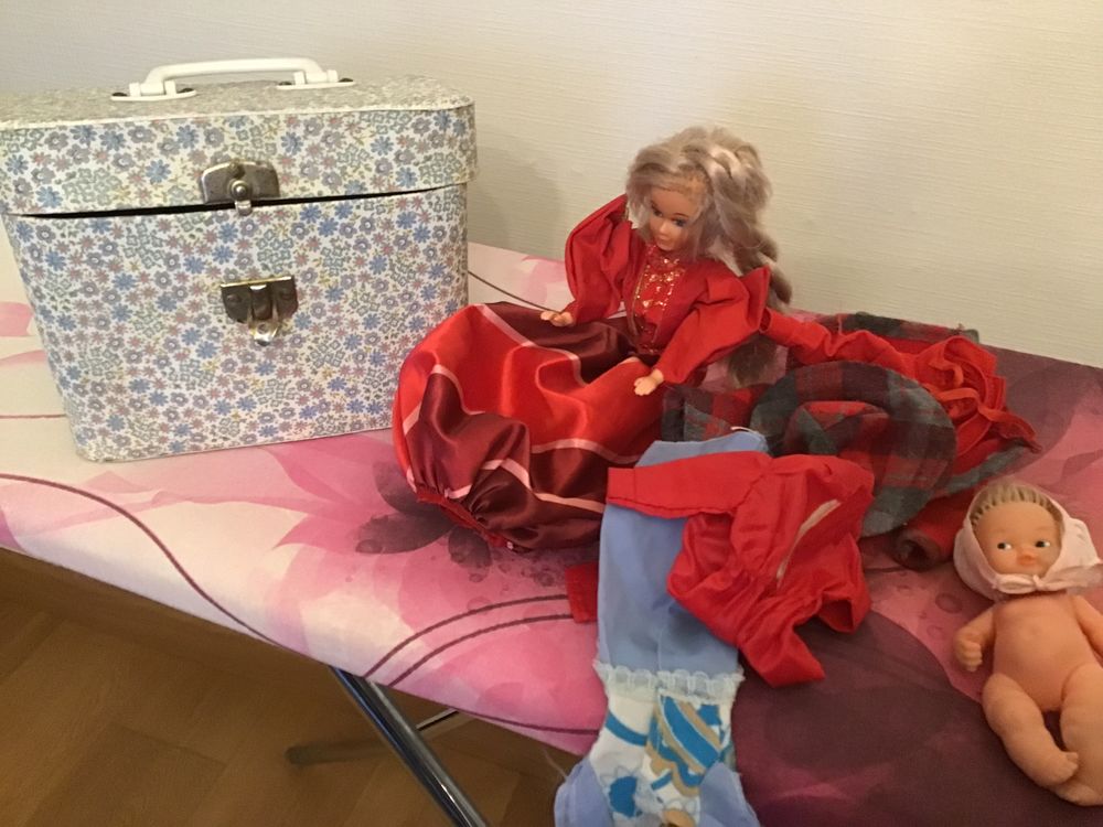 Poup&eacute;e barbie Jeux / jouets