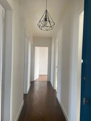  Appartement à louer 4 pièces 63 m²