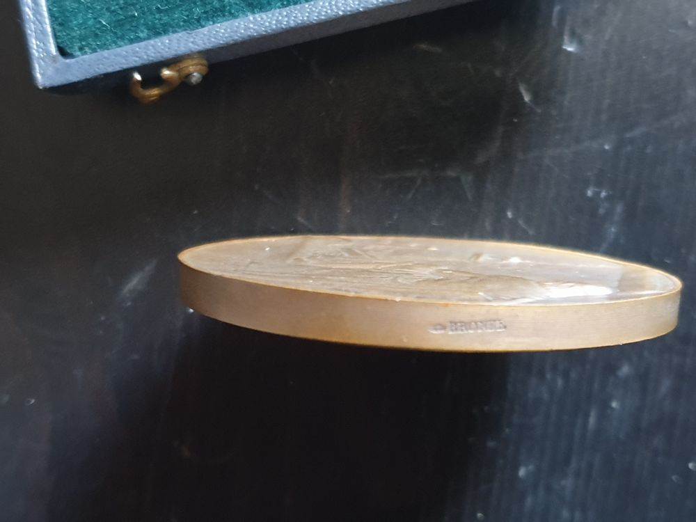 M&eacute;daille invention machine &agrave; vapeur 