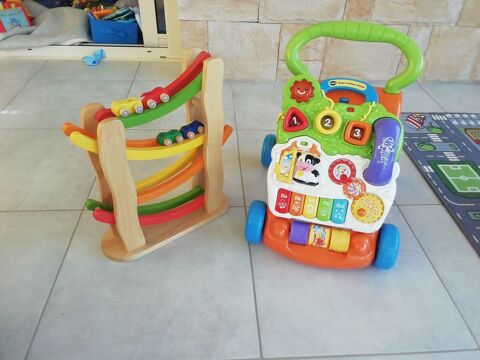 Trotteur VTECH
15 Vendrennes (85)