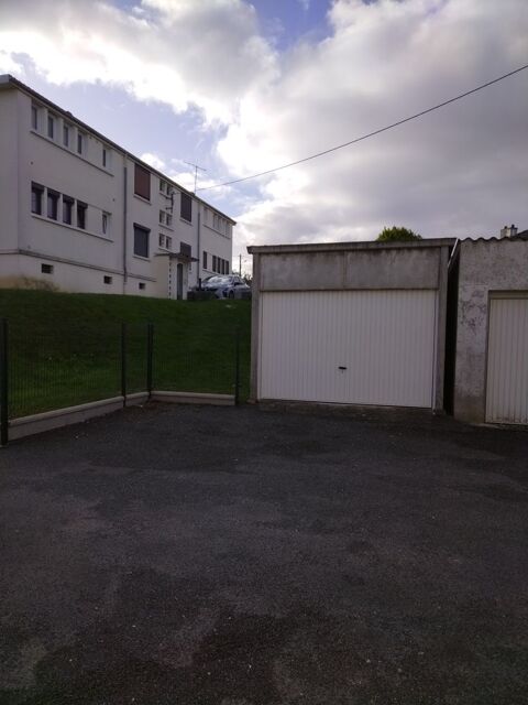  Parking / Garage  louer 18 m