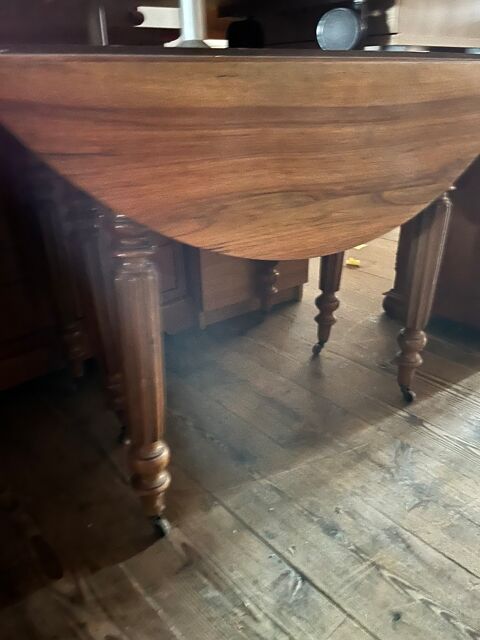 Table en bois à abattants sur roulettes Marsannay-la-Côte (21)