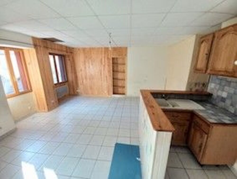 Vente Maison SAINT JULIEN MONTDENIS Maison de village 123 m2 + Belle terrasse de 80 m2 env. compose de 2 appartements indpendants Saint-julien-mont-denis