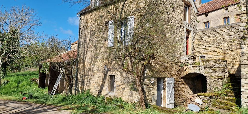 Vente Maison Petite maison de campagne dans son jus région Avallon Talcy