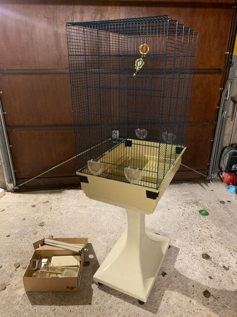 Cage a oiseau 35 71710 Montcenis