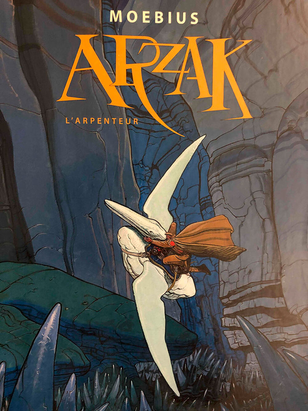 Livres d'art, techniques d'art et BD neufs et TBE 