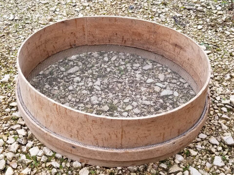 
Tamis de ma�on
25 Meyrannes (30)