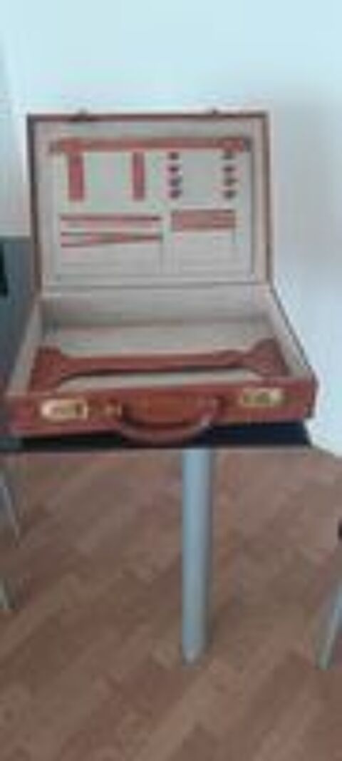   Mallette croco scuris pour les documents  