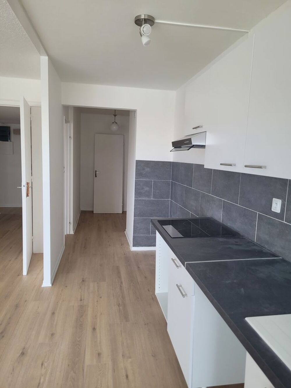 Location Appartement Bel Appartement T4 .Plein centre Bordeaux- Mériadec.. Bordeaux