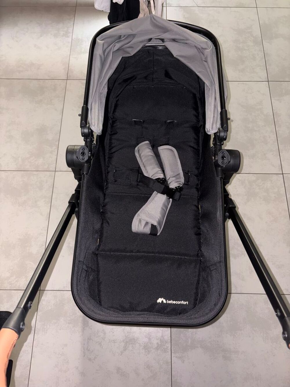 Poussette b&eacute;b&eacute; confort Puériculture