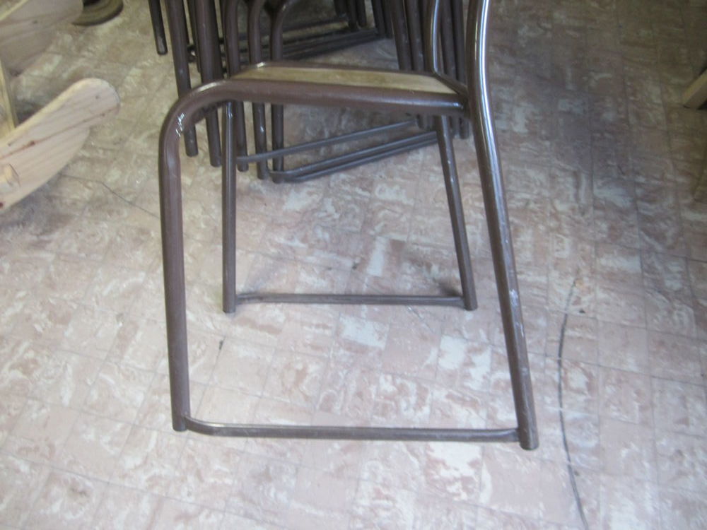 6 chaises Mullca adulte Meubles