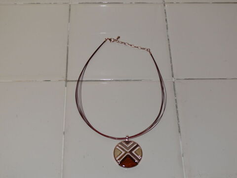 Collier 5 Saintes (17)