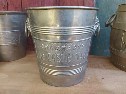  Ancien Seau � Champagne De Castelnau  1 Loches (37)