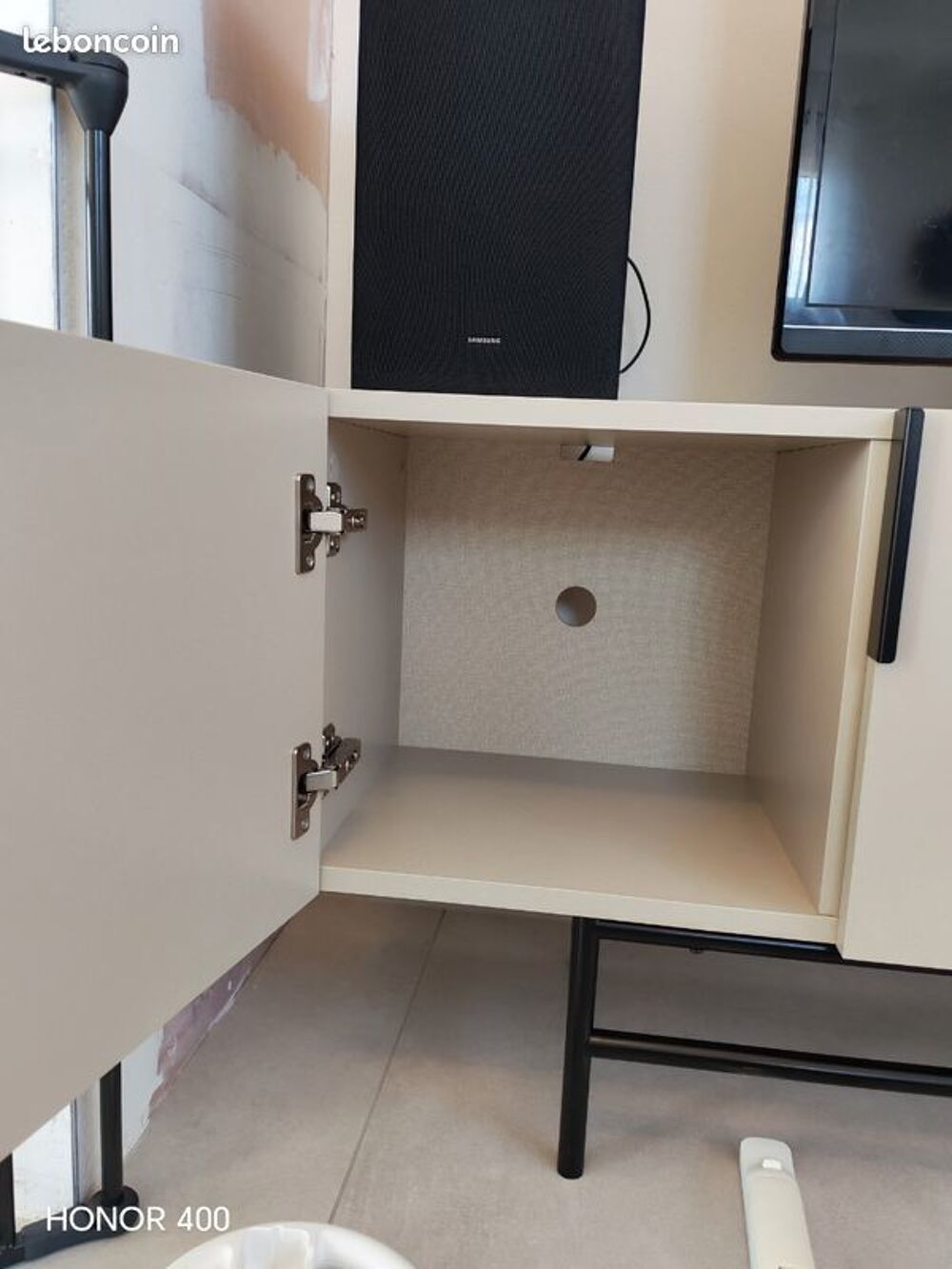 Ensemble bahut et meuble t&eacute;l&eacute; Meubles