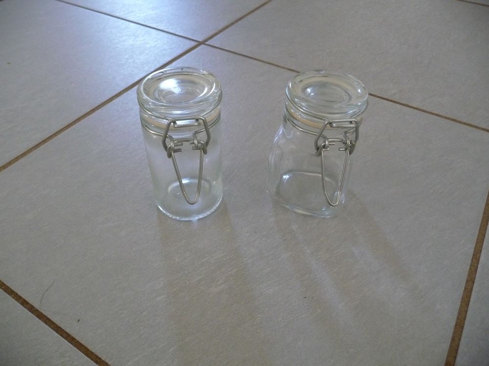 2 petits bocaux en verre Décoration