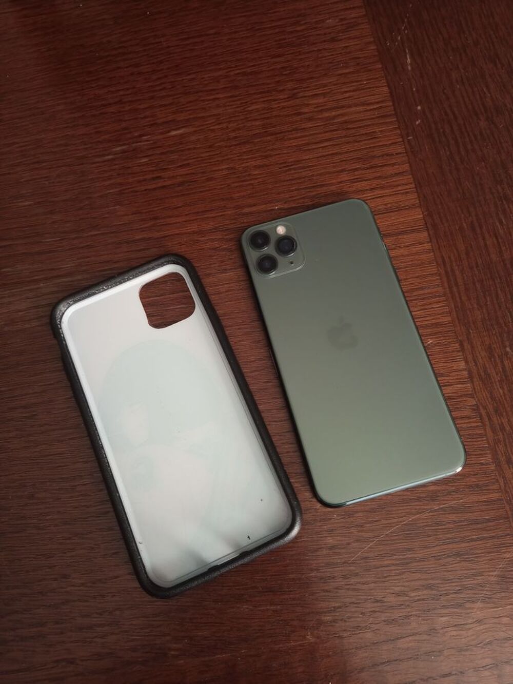 iPhone 11 pro max Téléphones et tablettes