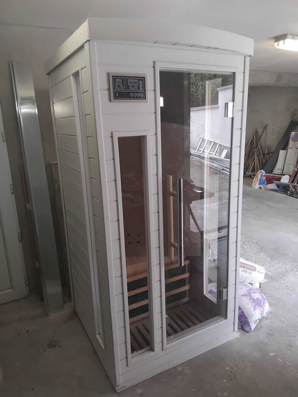 Sauna infrarouge panneaux carbone 2050w 2 places . Electroménager