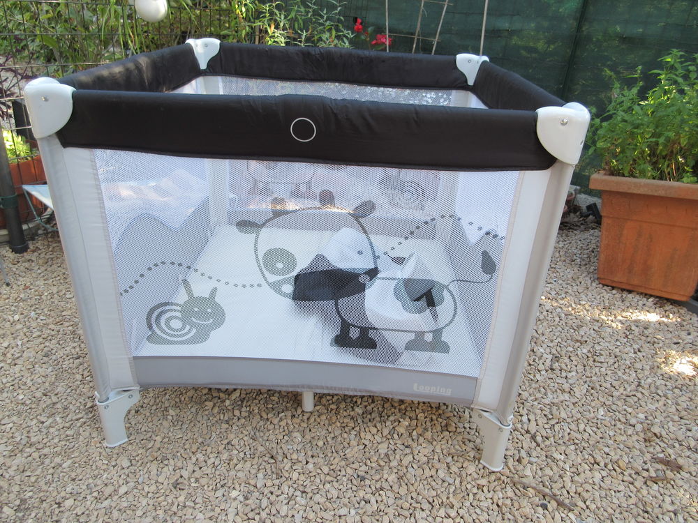 Parc pliant LOOPING Mobilier enfants