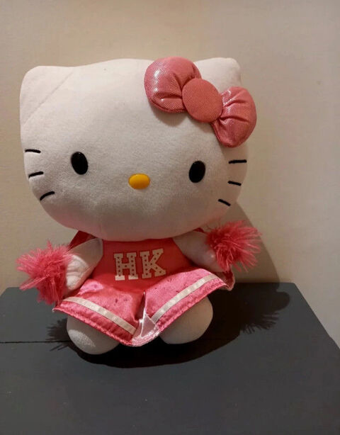 Peluche Hello Kitty 5 Meudon (92)