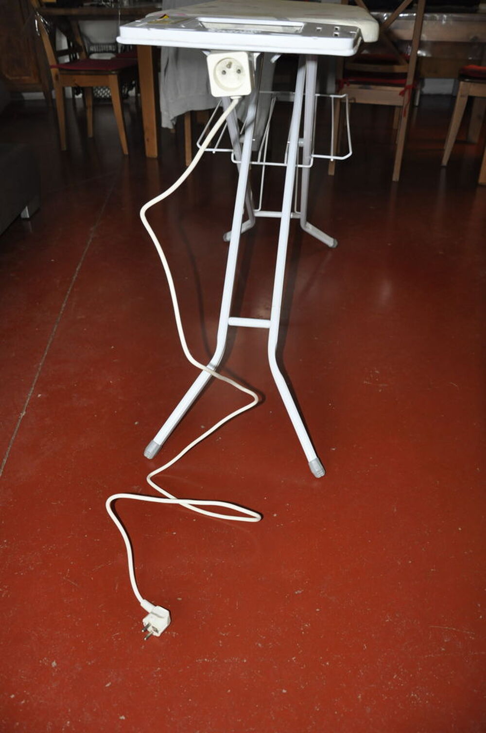 Table &agrave; repasser Meubles
