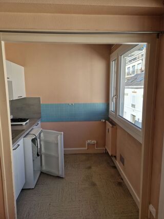  Appartement à louer 1 pièce 30 m²