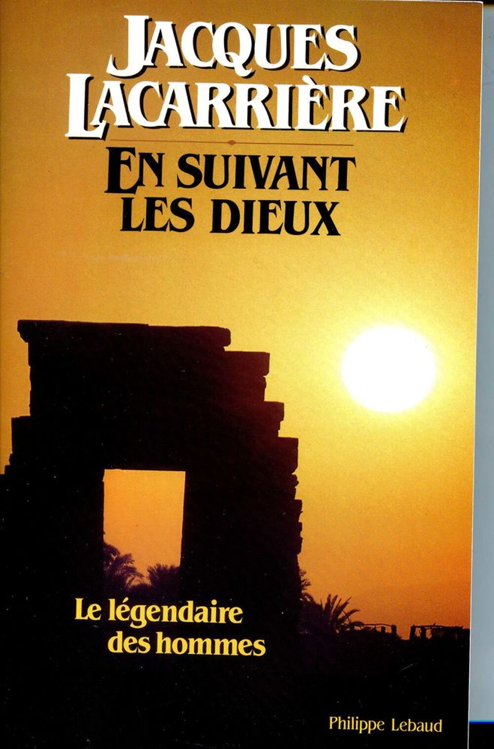 EN SUIVANT LES DIEUX Livres et BD