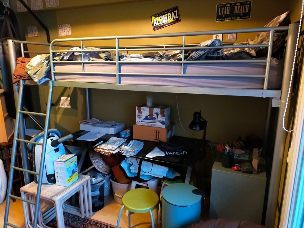 lit Alin&eacute;a m&eacute;tal en hauteur Meubles