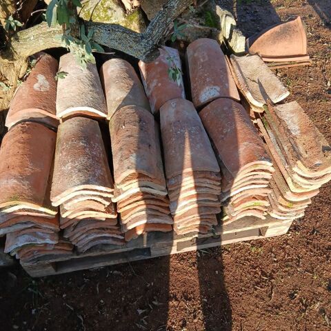 tuiles creuse ancienne 107 Burgy (71)