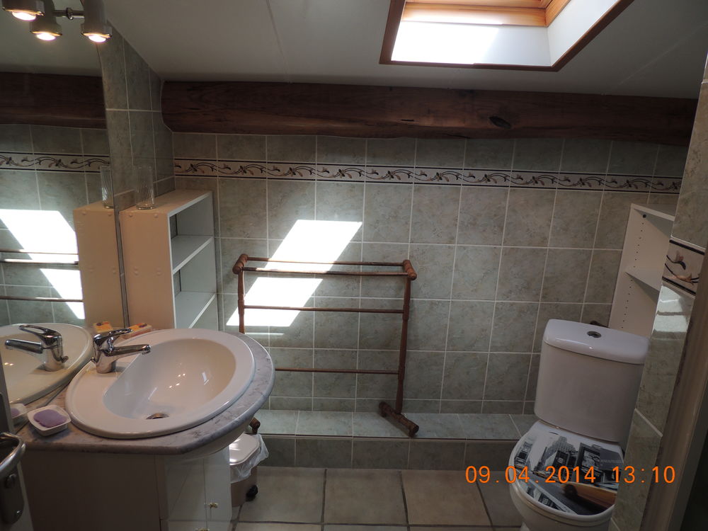   Chambre d'hôtes au château de Montréal Rhône-Alpes, Montréal (07110)