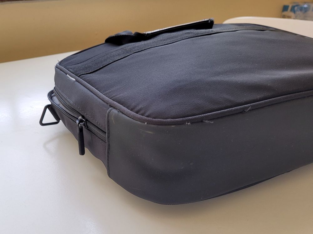 Sac Dell pour Ordinateur 16" Matériel informatique