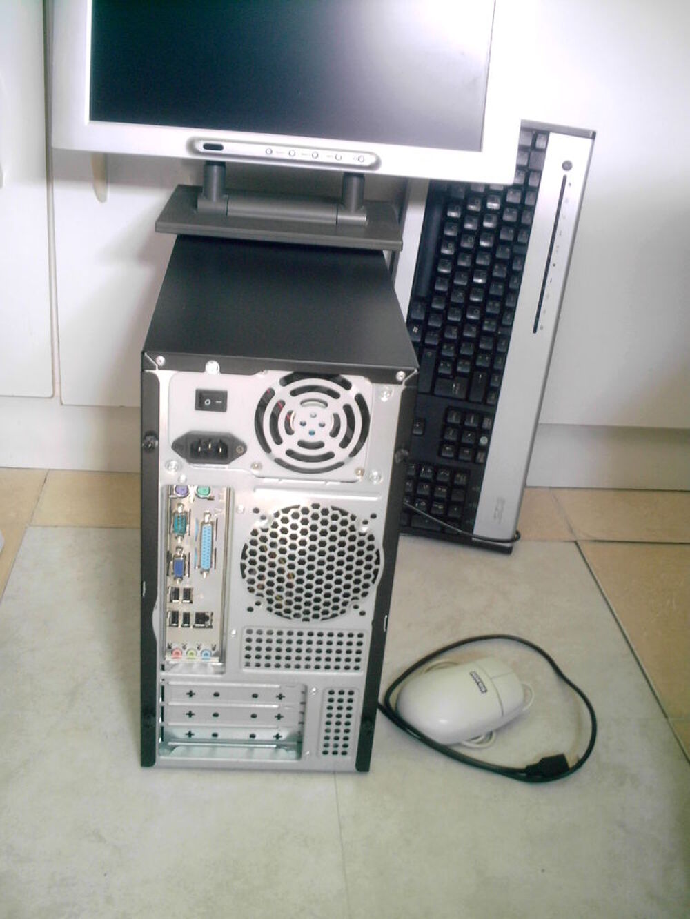 ordinateur bureau pc complet windows xp Matériel informatique