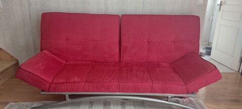 Canap� convertible 3 places en velours rouge 50 M�nilles (27)
