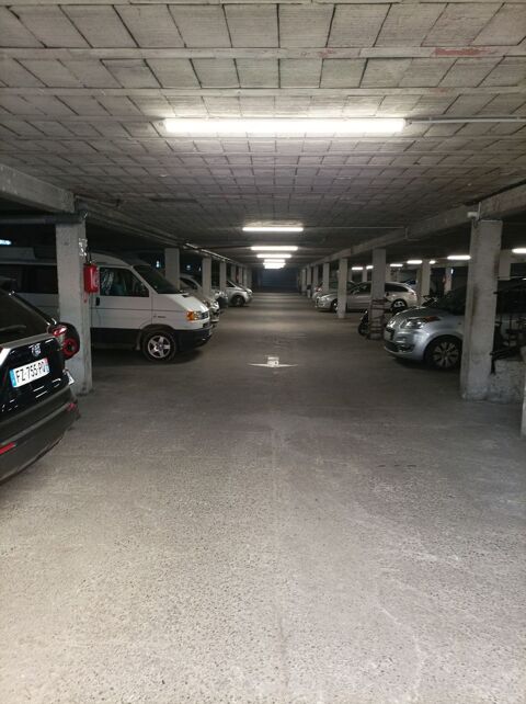  Parking / Garage � louer 10 m�