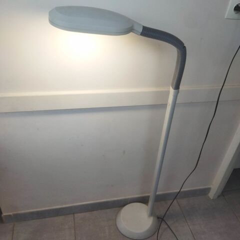 Lampe de laboratoire 12volt Lesa Technicled + 30 Montpellier (34)