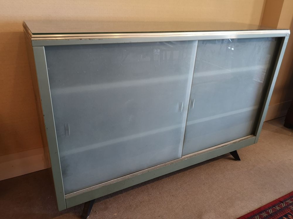 Buffet atelier vintage Meubles
