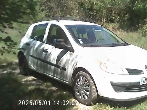 Renault clio iii Clio 1.5 dCi 70 eco2 Authentique