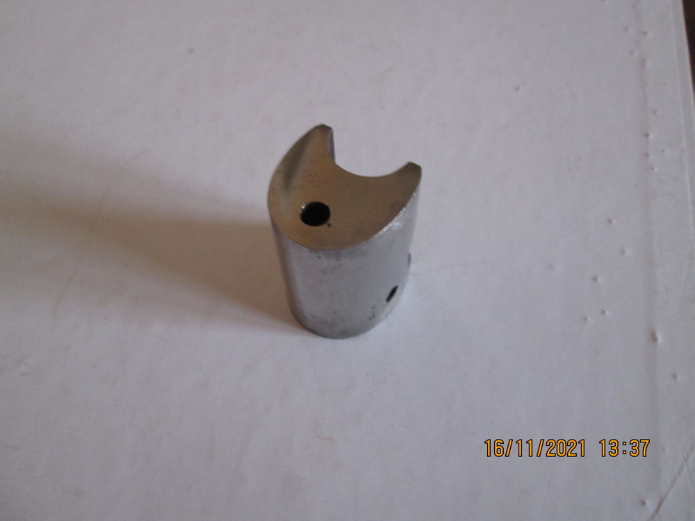 Tenon de ba&iuml;onnette sans le support de celle ci
