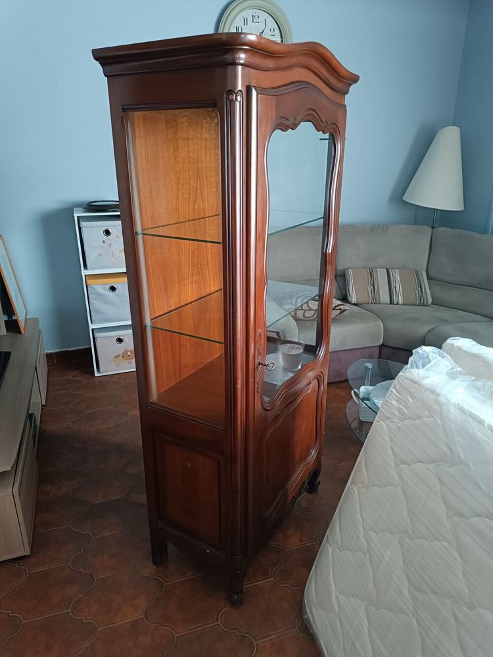 VITRINE EN MEURISIER Meubles
