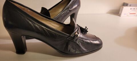 Mocassins � talons CUIR, 20 Boulogne-Billancourt (92)