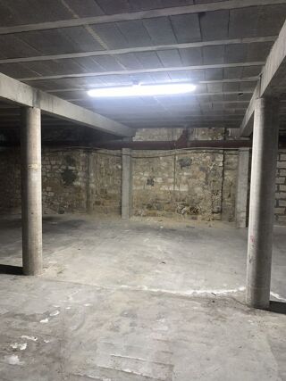  Parking / Garage à louer 13 m² Reims