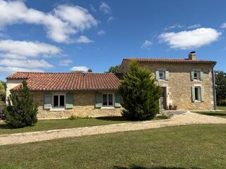 Maison 6 pièces 145 m² · à Gémozac · 145 m² · 449 000 €