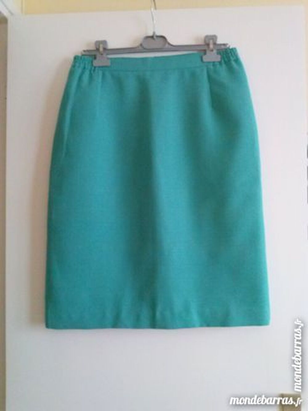 Jupe droite verte Vêtements