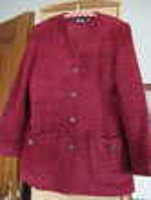 Veste femme Br&eacute;al taille 40 rouge et noire Vtements