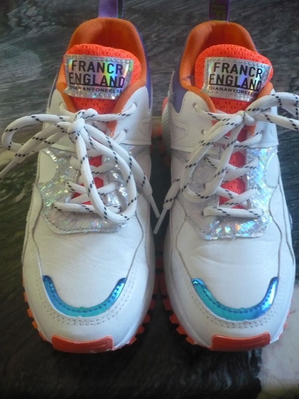 BASKET POINTURE 36 Chaussures