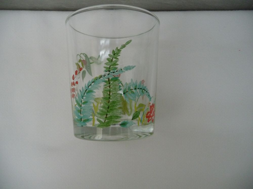 5 jolis verres d&eacute;cor motifs floraux - Neufs Décoration